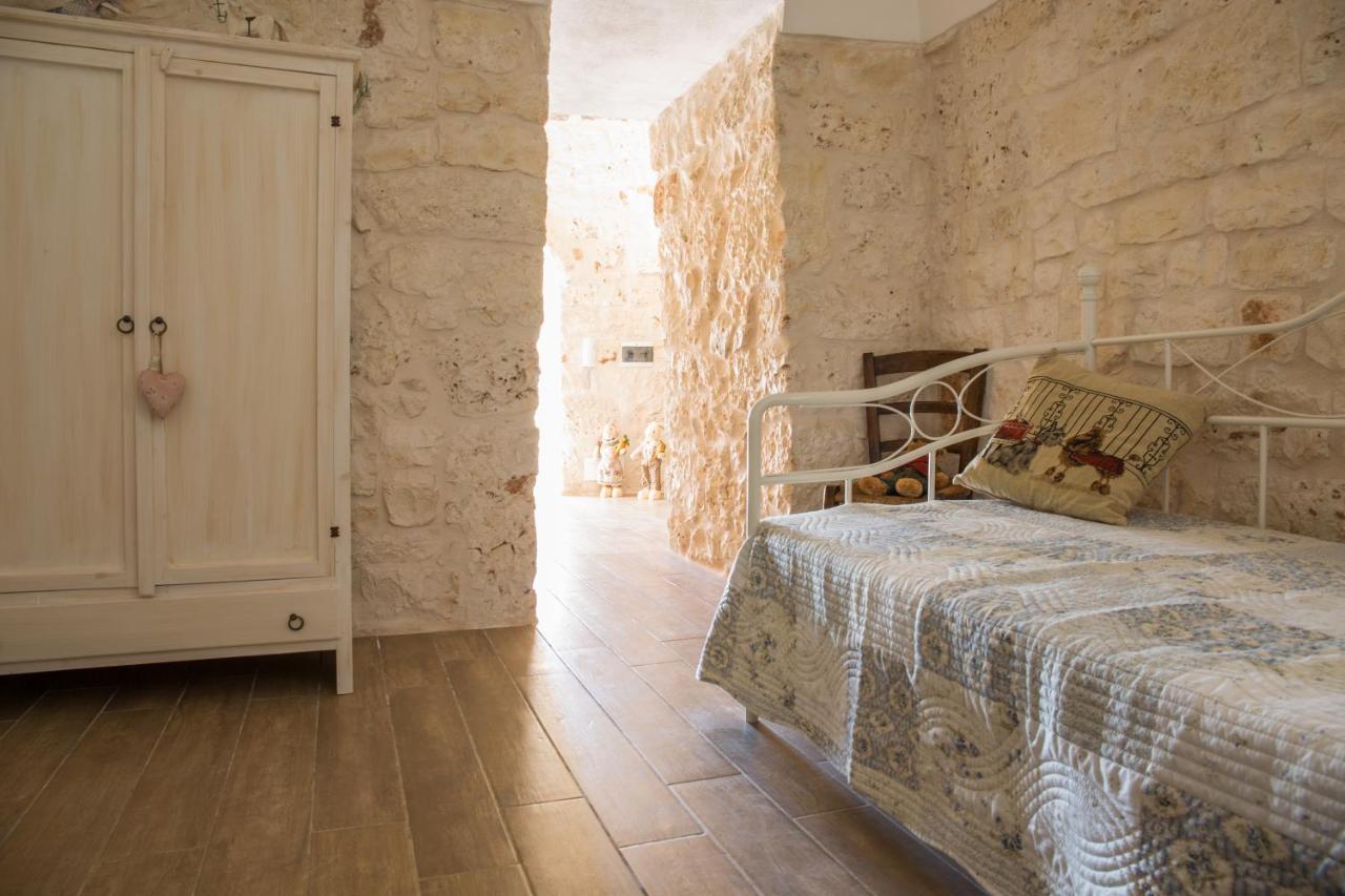 Il Trullo Di Heidi Villa Остуни Екстериор снимка